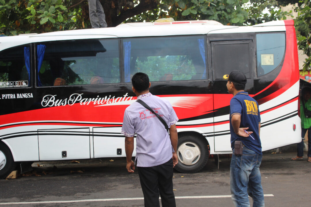 Pemeriksaan Gabungan dan Tes Urin Terhadap Pengemudi Angkutan Umum Lebaran 2019