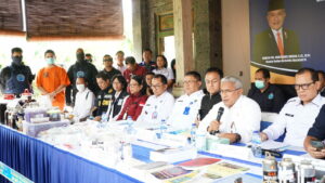 BNN Ungkap Kasus Clandestine Laboratory Narkotika Jenis DMT di Gianyar, Bali