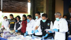 BNN Ungkap Kasus Clandestine Laboratory Narkotika Jenis DMT di Gianyar, Bali